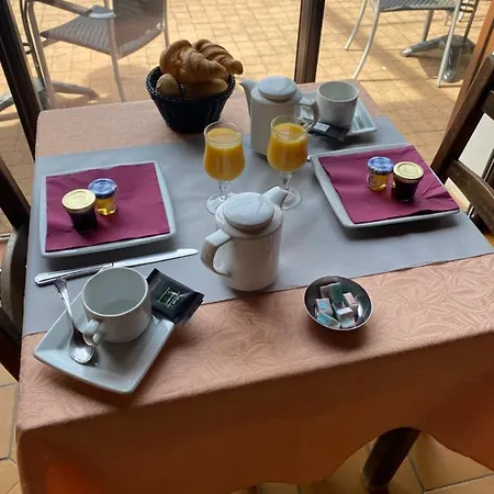 Coralli Hotel *