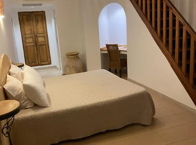 Coralli Otel *