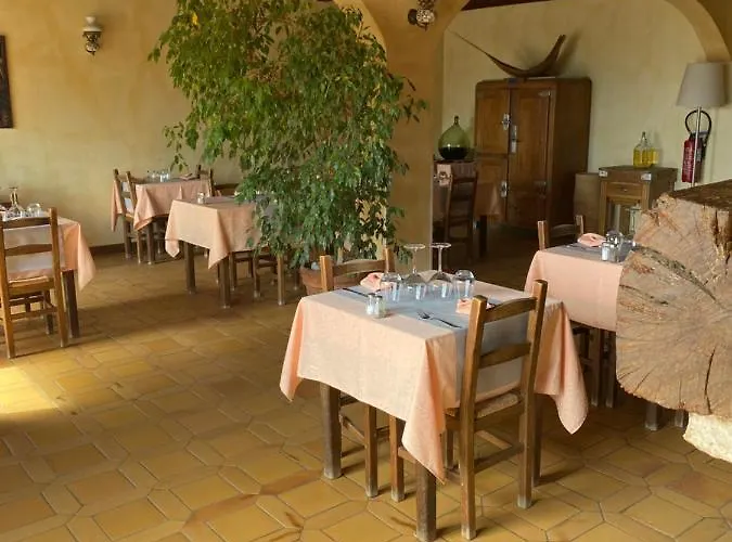 Coralli Otel *